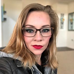 Meet your Posher, Tara